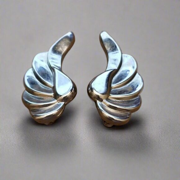 Vintage Marino Silver Tone Wing Clip-On Earrings – Sculpted Feather Design - Picture 1 of 5